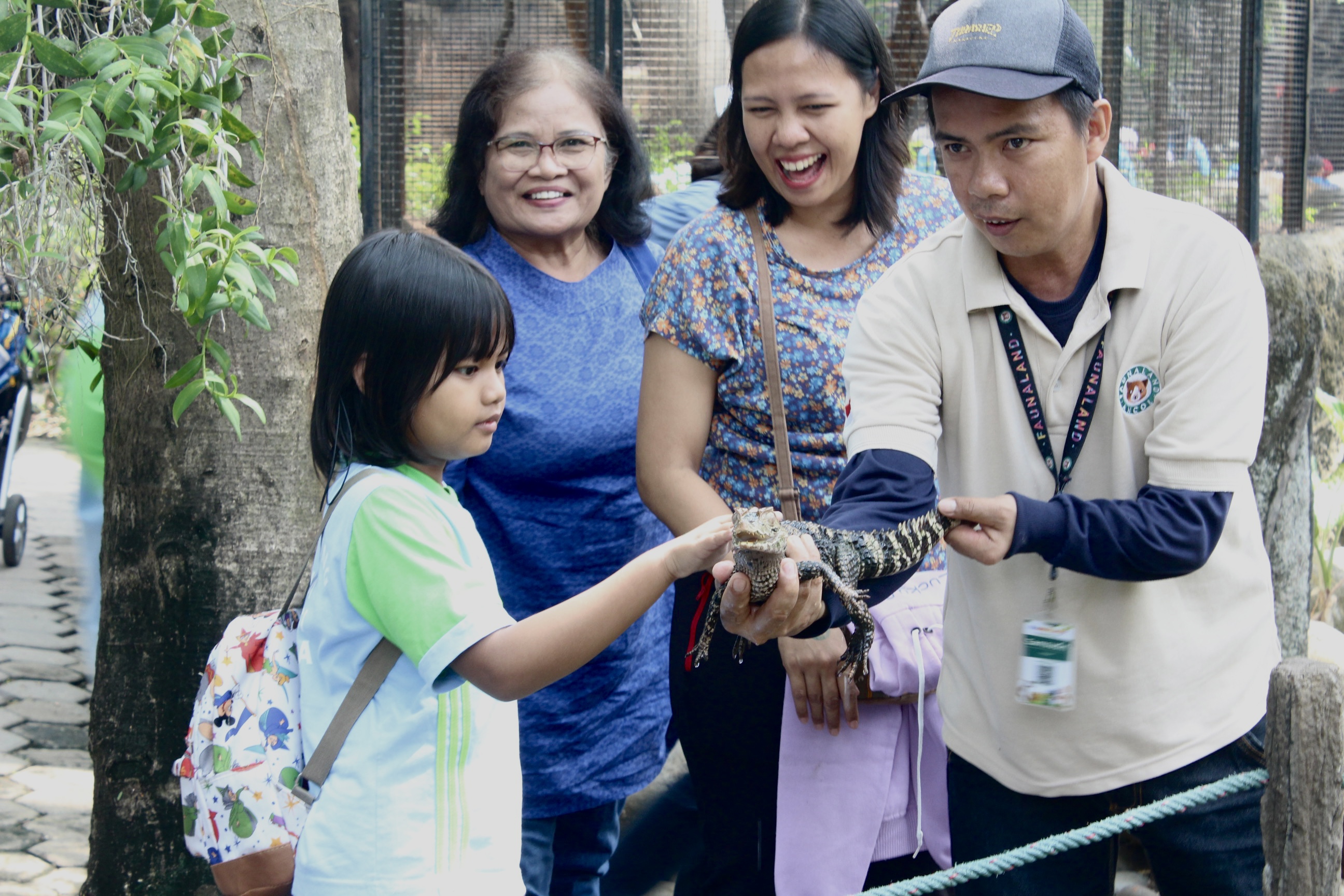 1) Alesha Mengenal Buaya