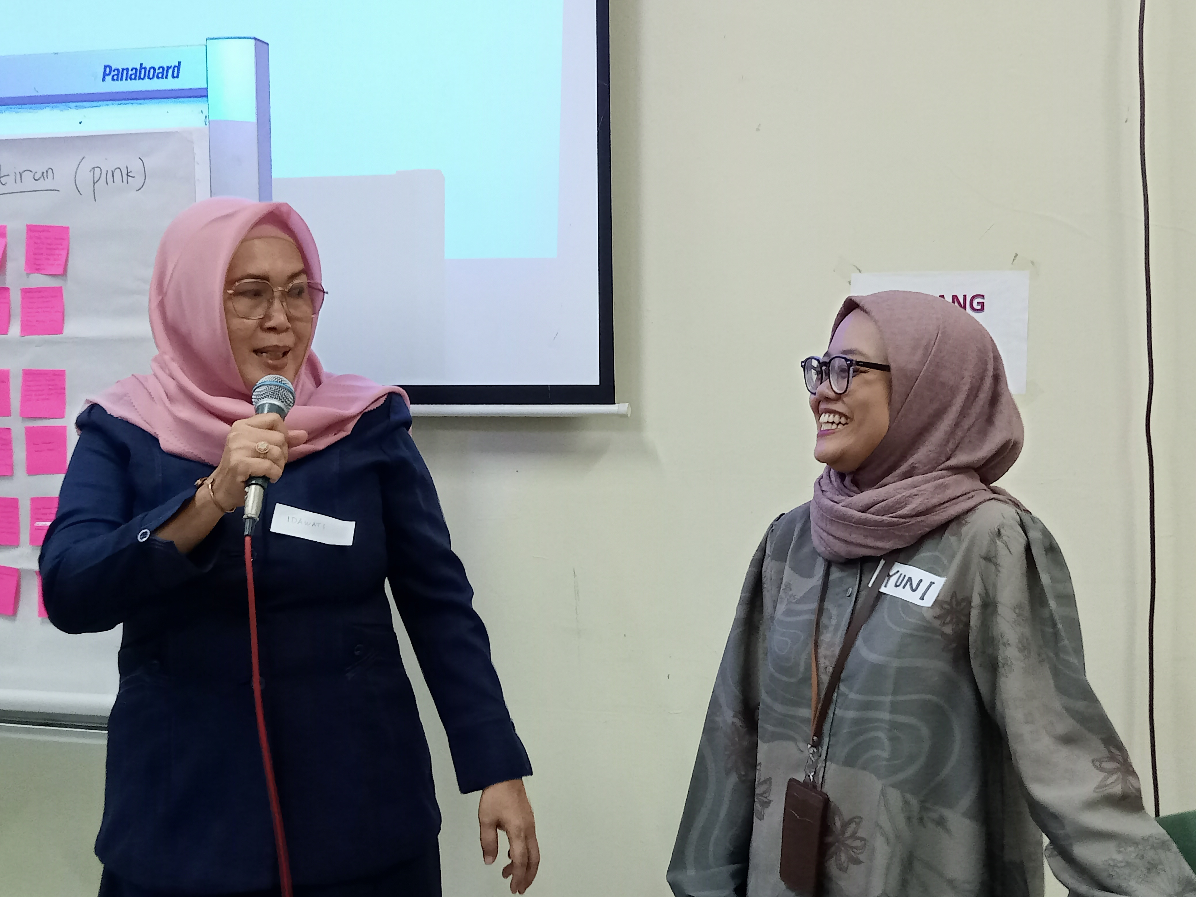 1) Perkenalan Peserta